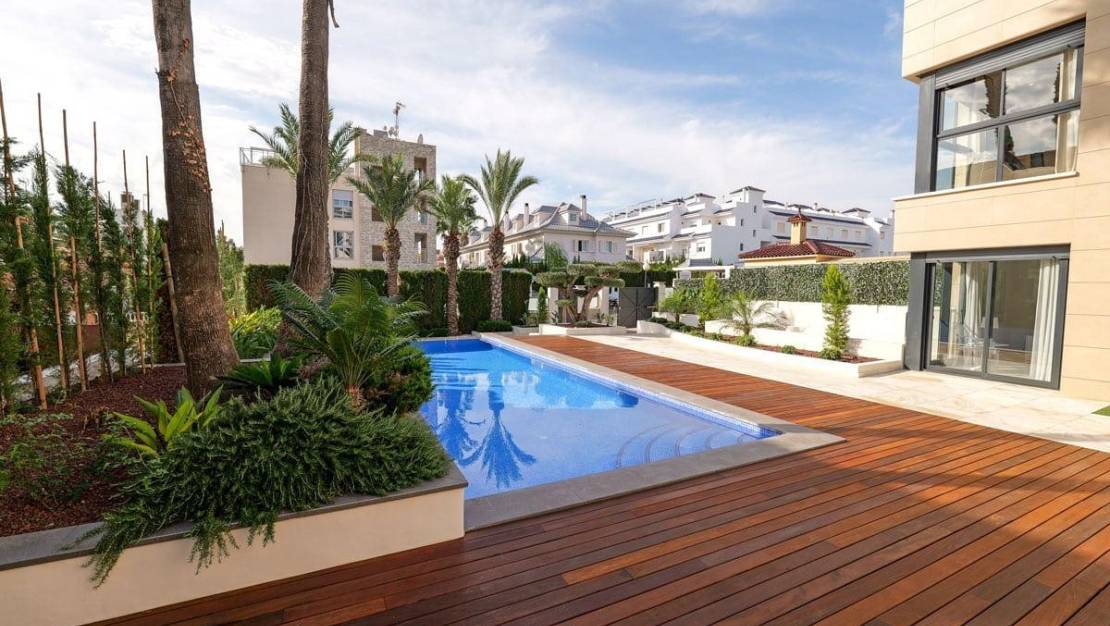 Sale - Villa - Torrevieja - La Veleta