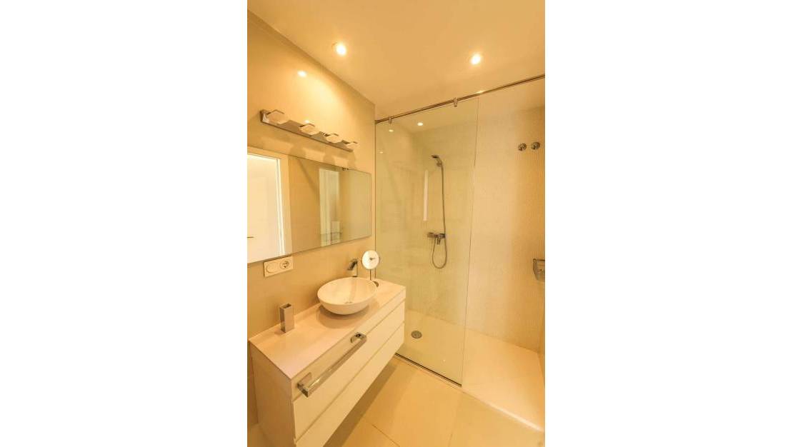Sale - Villa - Torrevieja - La Veleta