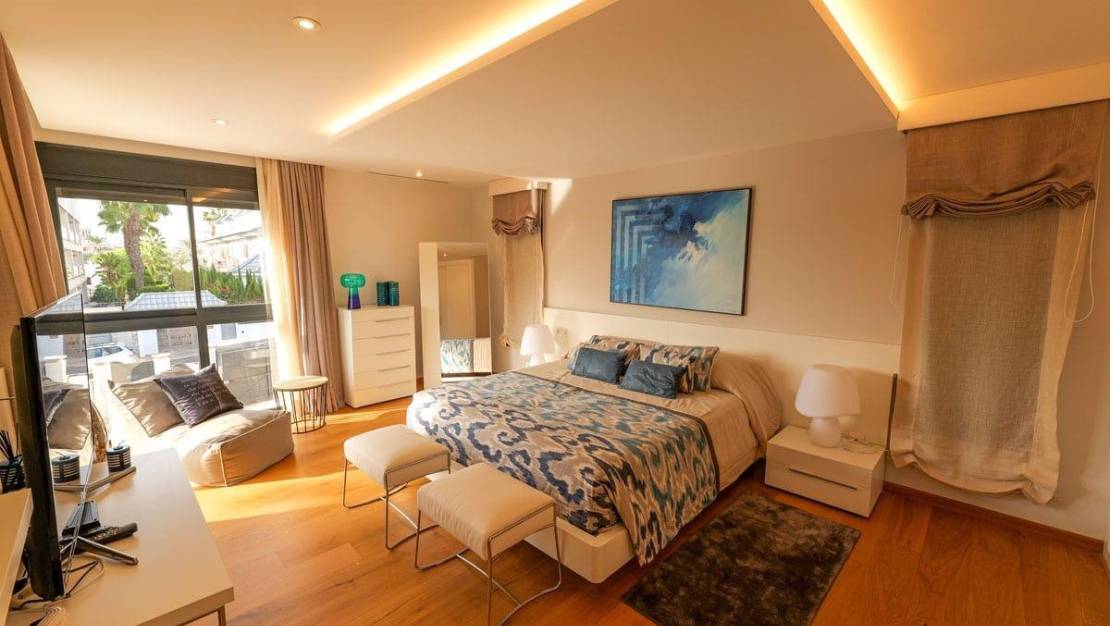 Sale - Villa - Torrevieja - La Veleta