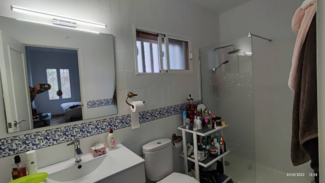 Sale - Villa - Torrevieja - La Veleta