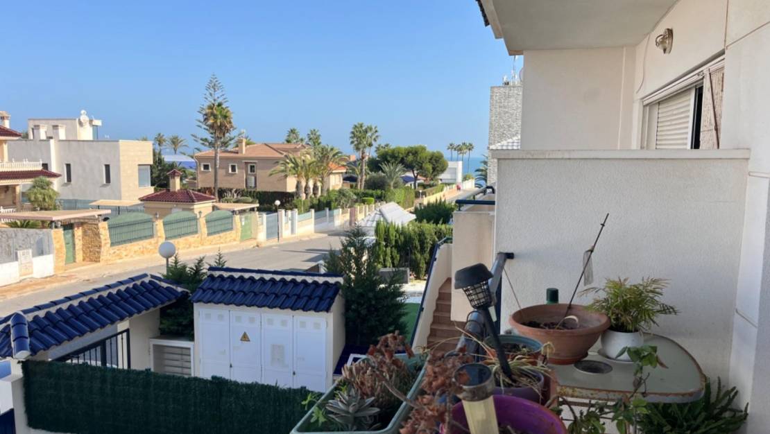 Sale - Villa - Torrevieja - La Veleta