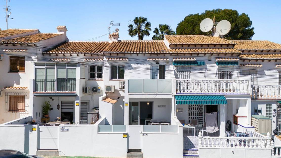 Sale - Villa - Torrevieja - Lago jardin