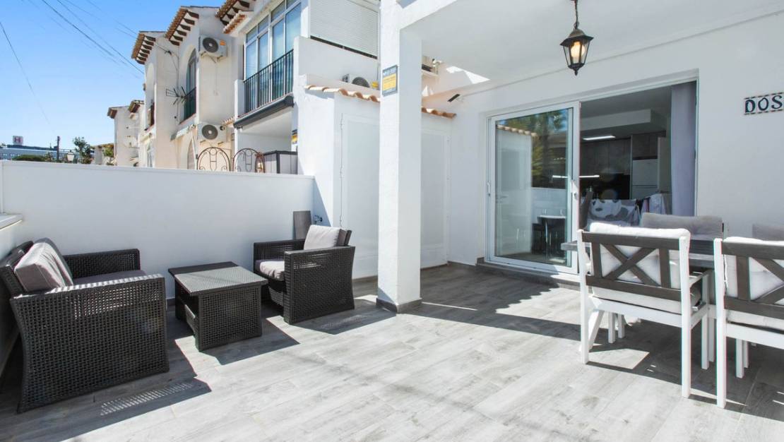 Sale - Villa - Torrevieja - Lago jardin