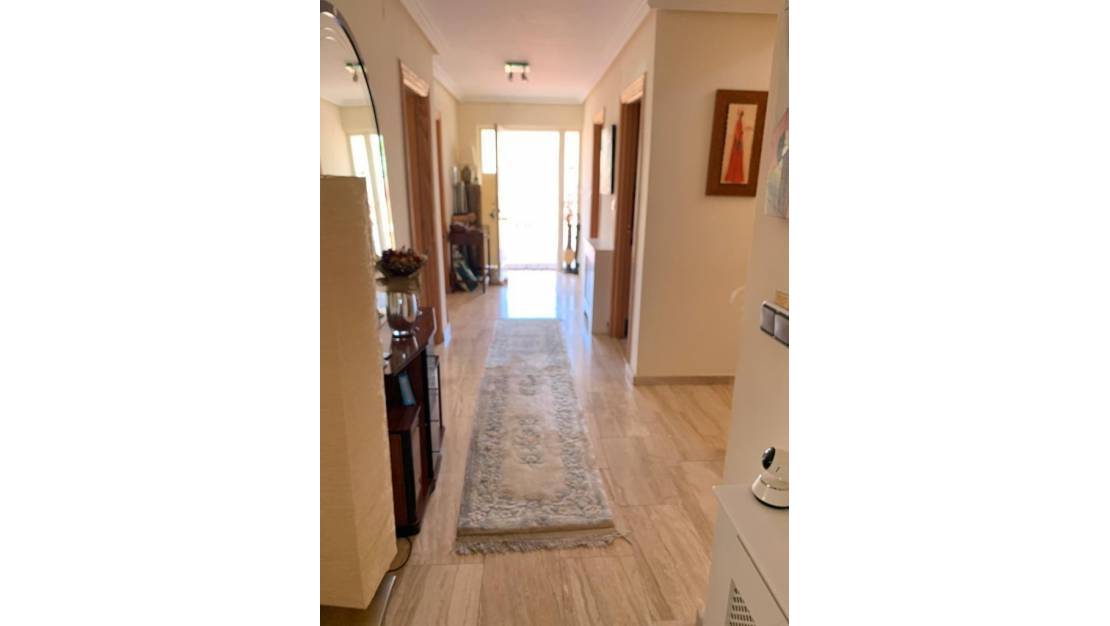 Sale - Villa - Torrevieja - Los altos