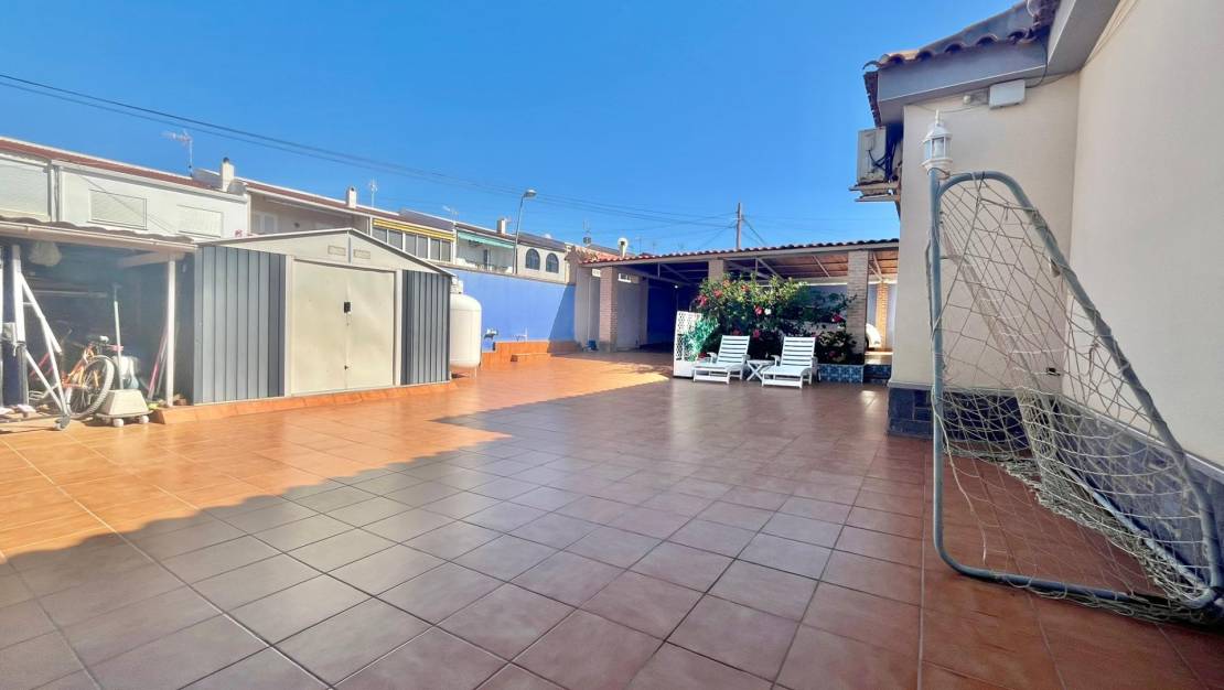 Sale - Villa - Torrevieja - Los Balcones - Los Altos del Edén