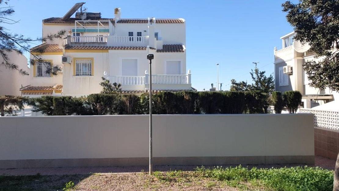 Sale - Villa - Torrevieja - Parque las naciones