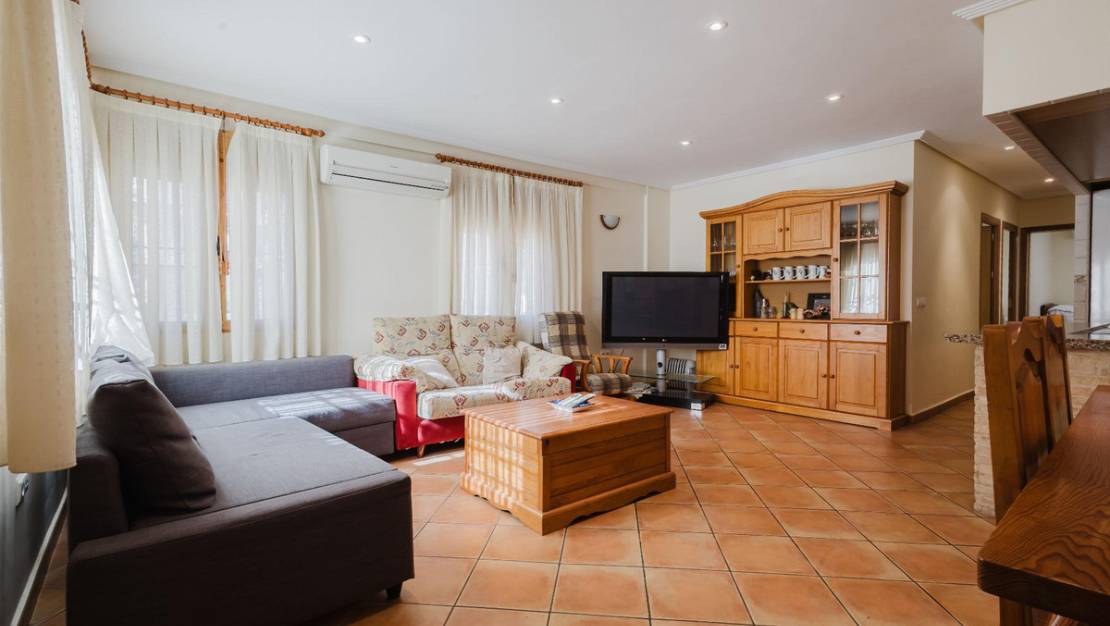 Sale - Villa - Torrevieja - Playa De La Mata