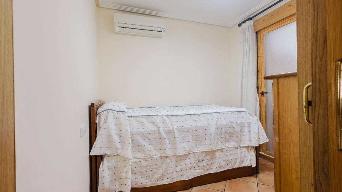Sale - Villa - Torrevieja - Playa De La Mata