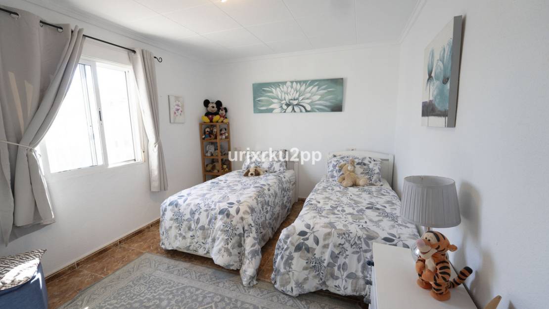 Sale - Villa - Torrevieja - San Luis