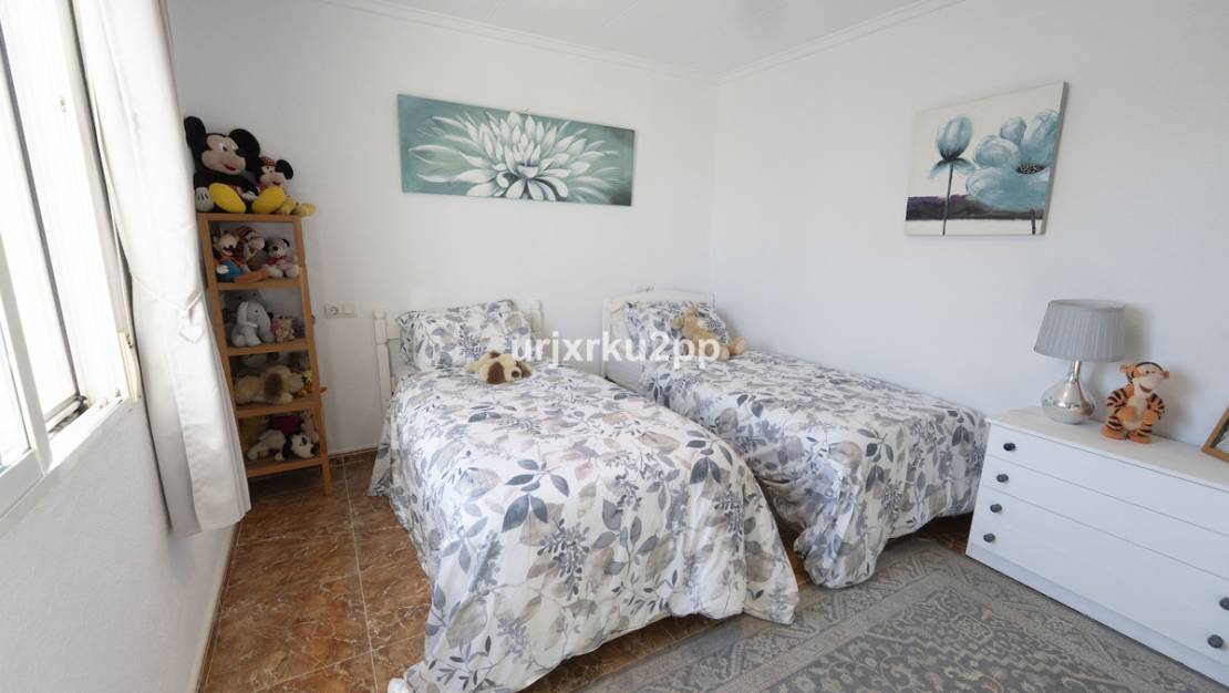 Sale - Villa - Torrevieja - San Luis