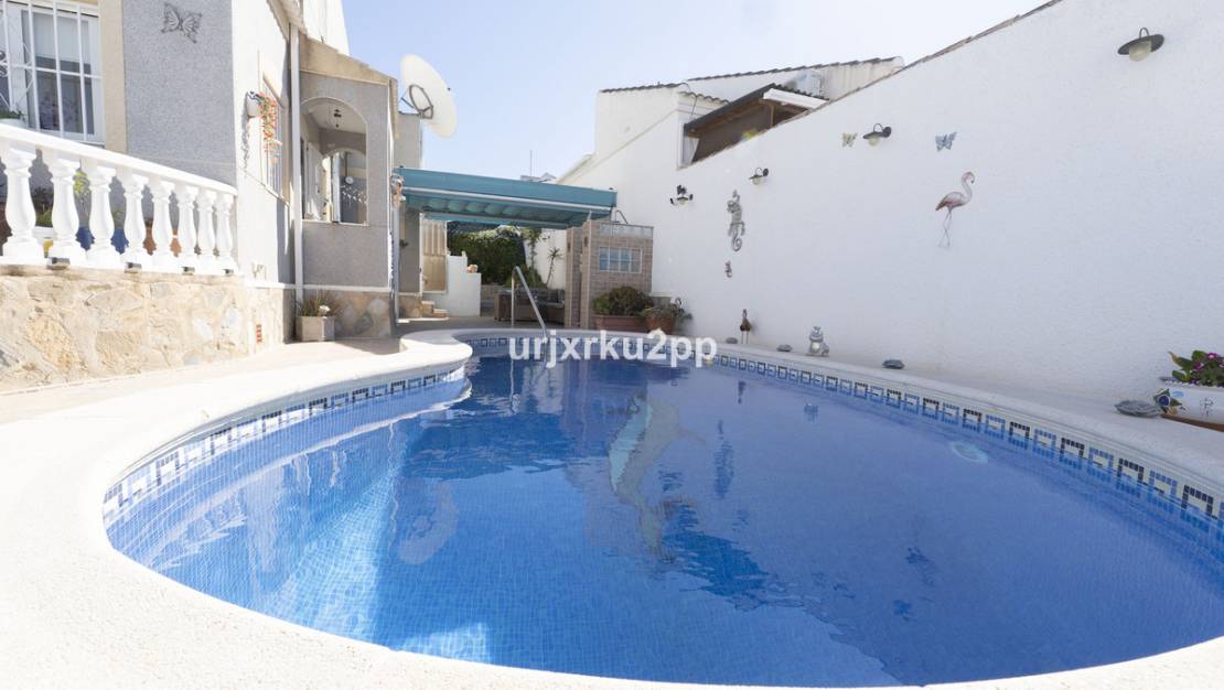 Sale - Villa - Torrevieja - San Luis