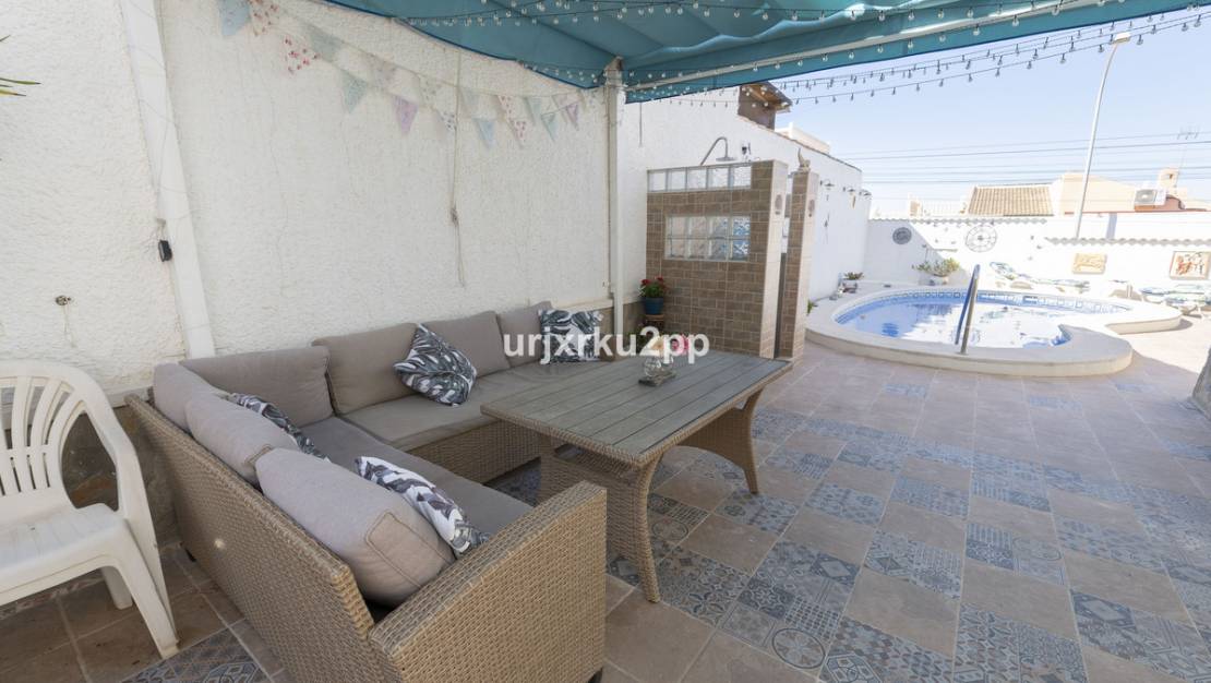 Sale - Villa - Torrevieja - San Luis