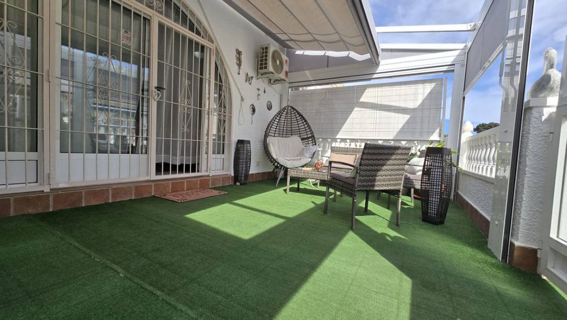 Sale - Villa - Torrevieja - San Luis