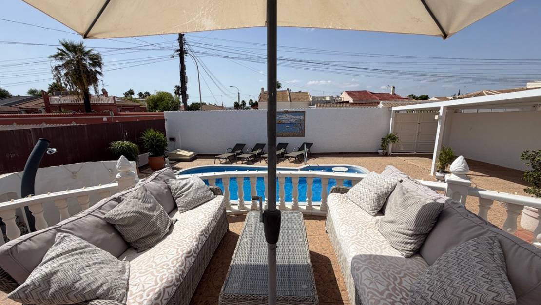Sale - Villa - Torrevieja - San Luis