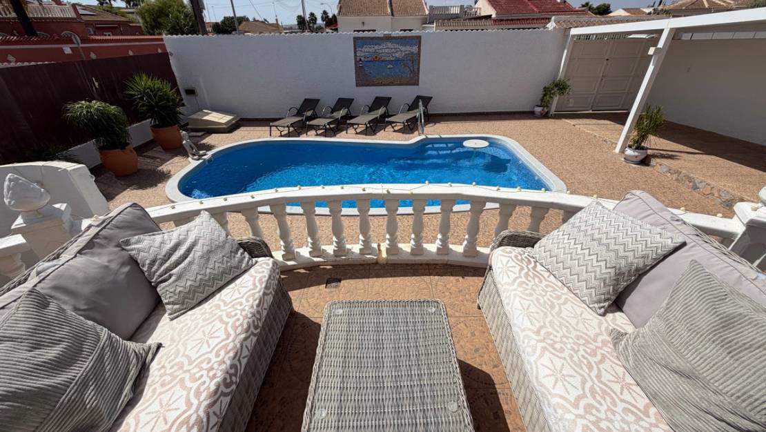 Sale - Villa - Torrevieja - San Luis