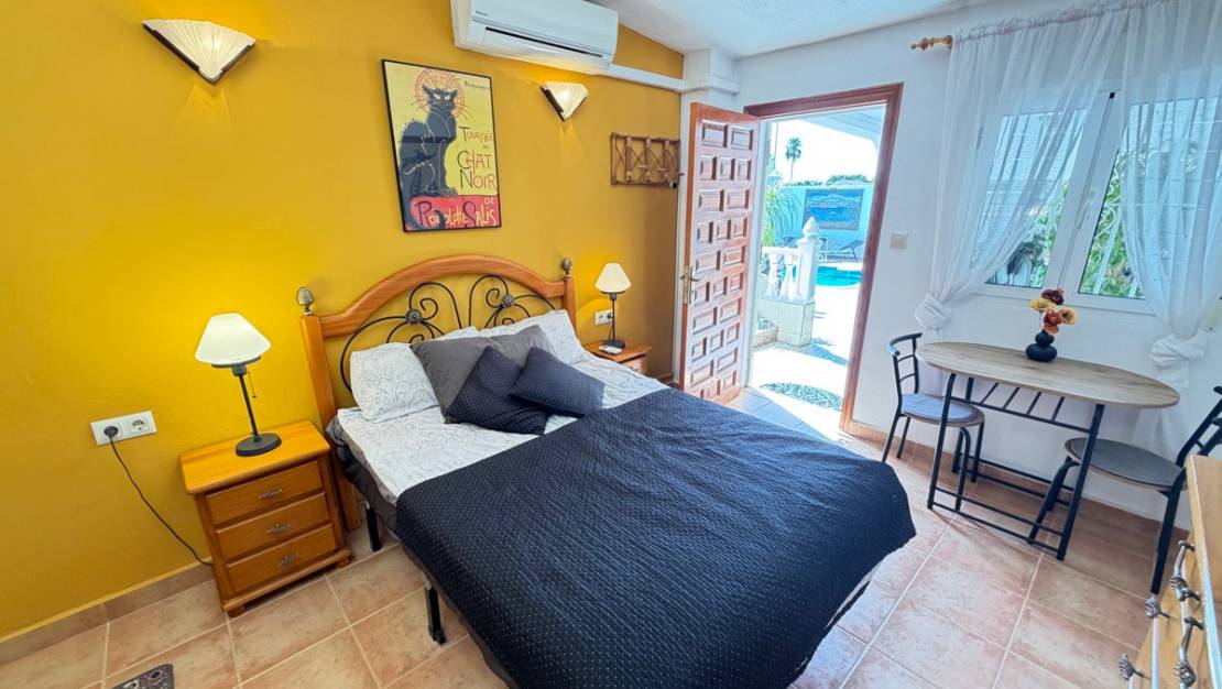 Sale - Villa - Torrevieja - San Luis