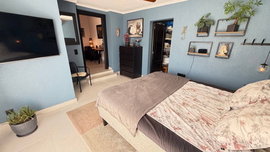 Sale - Villa - Torrevieja - San Luis