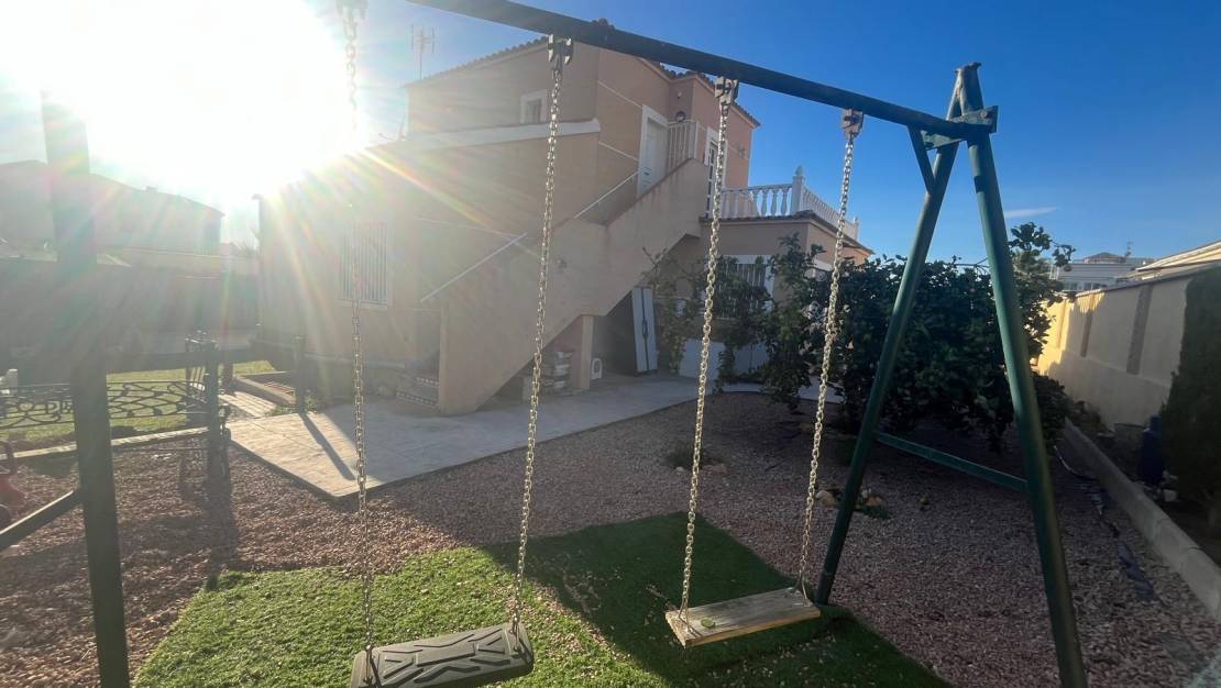 Sale - Villa - Torrevieja - San Luis