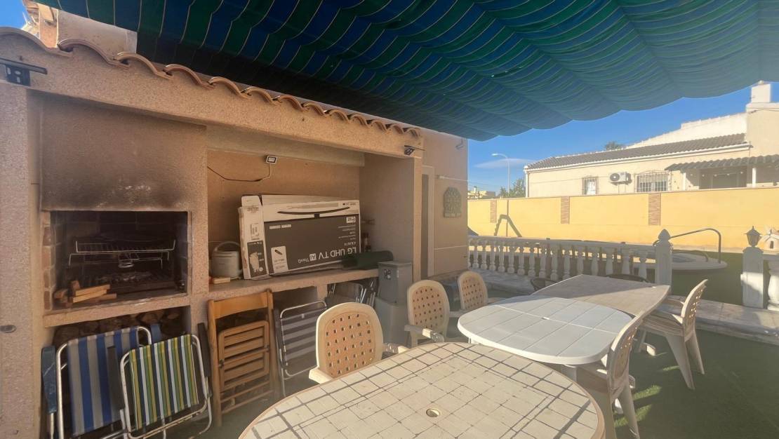 Sale - Villa - Torrevieja - San Luis