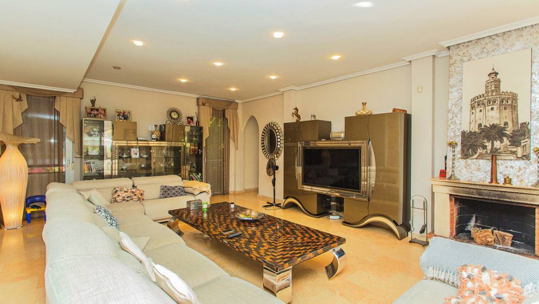 Sale - Villa - Torrevieja - Torre la mata