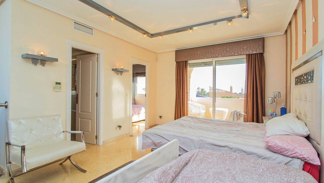 Sale - Villa - Torrevieja - Torre la mata