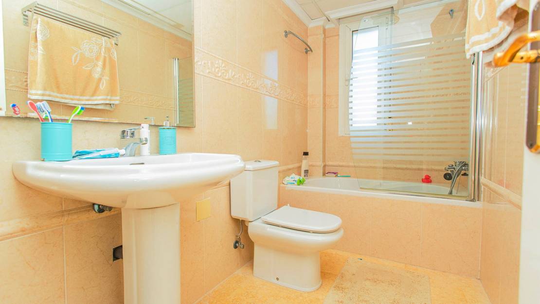 Sale - Villa - Torrevieja - Torre la mata