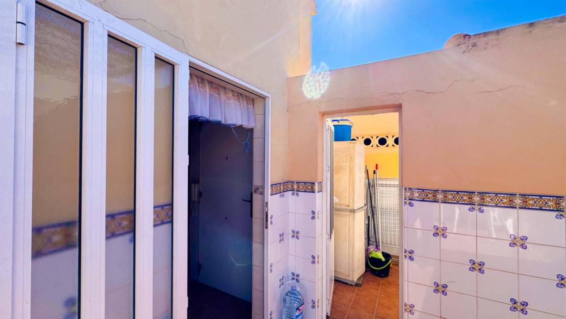 Sale - Villa - Torrevieja - Torre la mata