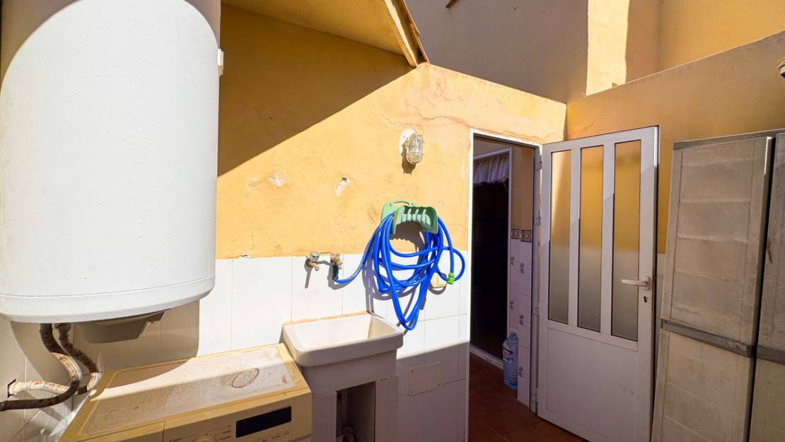 Sale - Villa - Torrevieja - Torre la mata