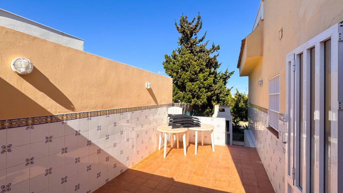 Sale - Villa - Torrevieja - Torre la mata