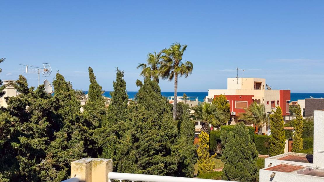 Sale - Villa - Torrevieja - Torre la mata