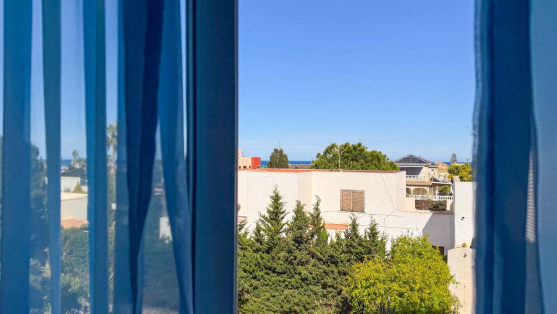 Sale - Villa - Torrevieja - Torre la mata