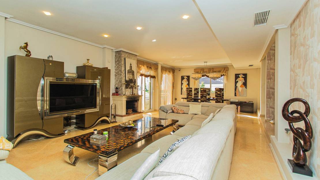 Sale - Villa - Torrevieja - Torre la mata