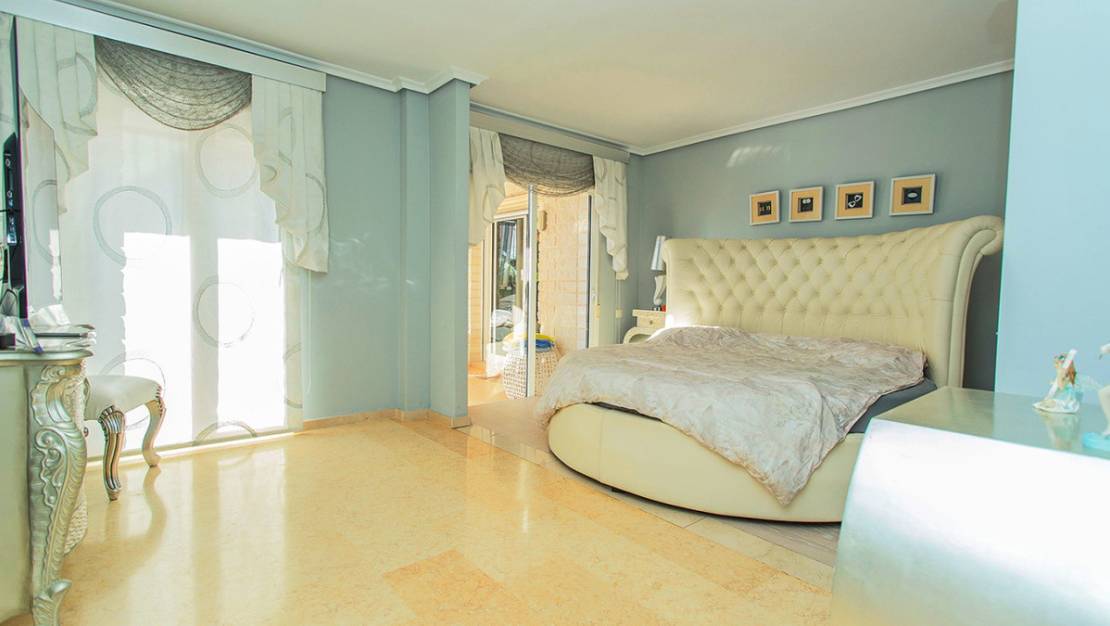 Sale - Villa - Torrevieja - Torre la mata