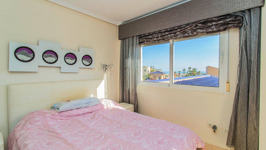Sale - Villa - Torrevieja - Torre la mata