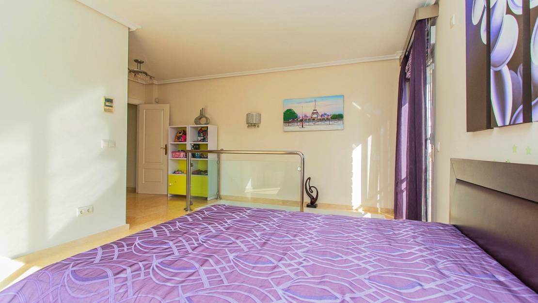 Sale - Villa - Torrevieja - Torre la mata