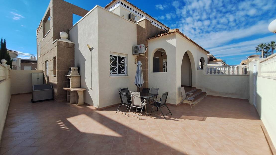 Sale - Villa - Torrevieja - Torreblanca