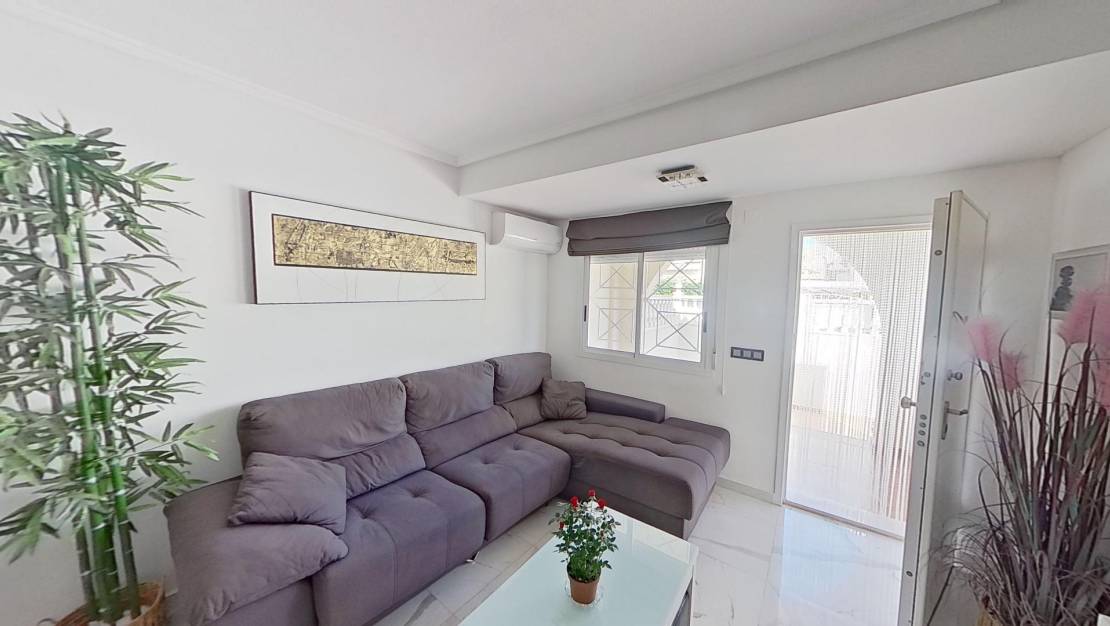 Sale - Villa - Torrevieja - Torreblanca