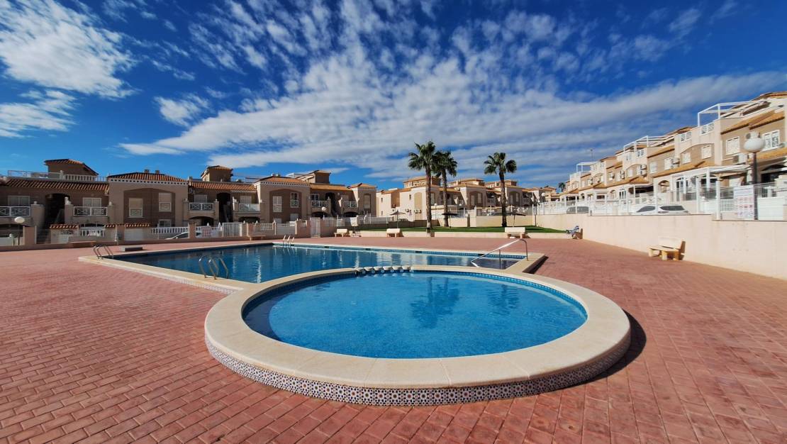 Sale - Villa - Torrevieja - Torreblanca