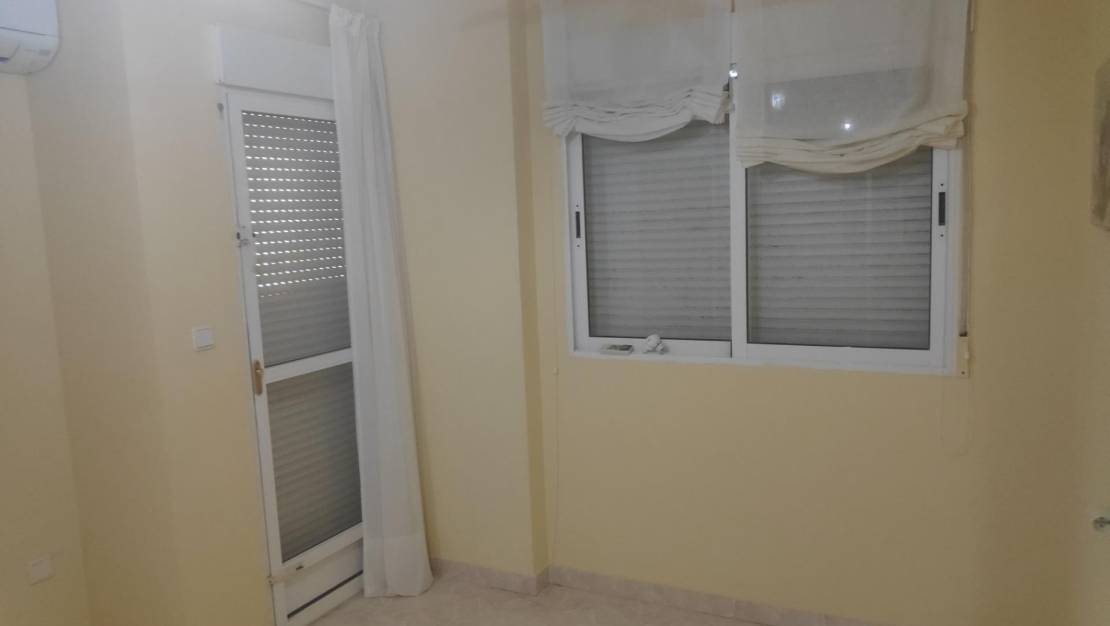 Sale - Villa - Torrevieja - Torreblanca