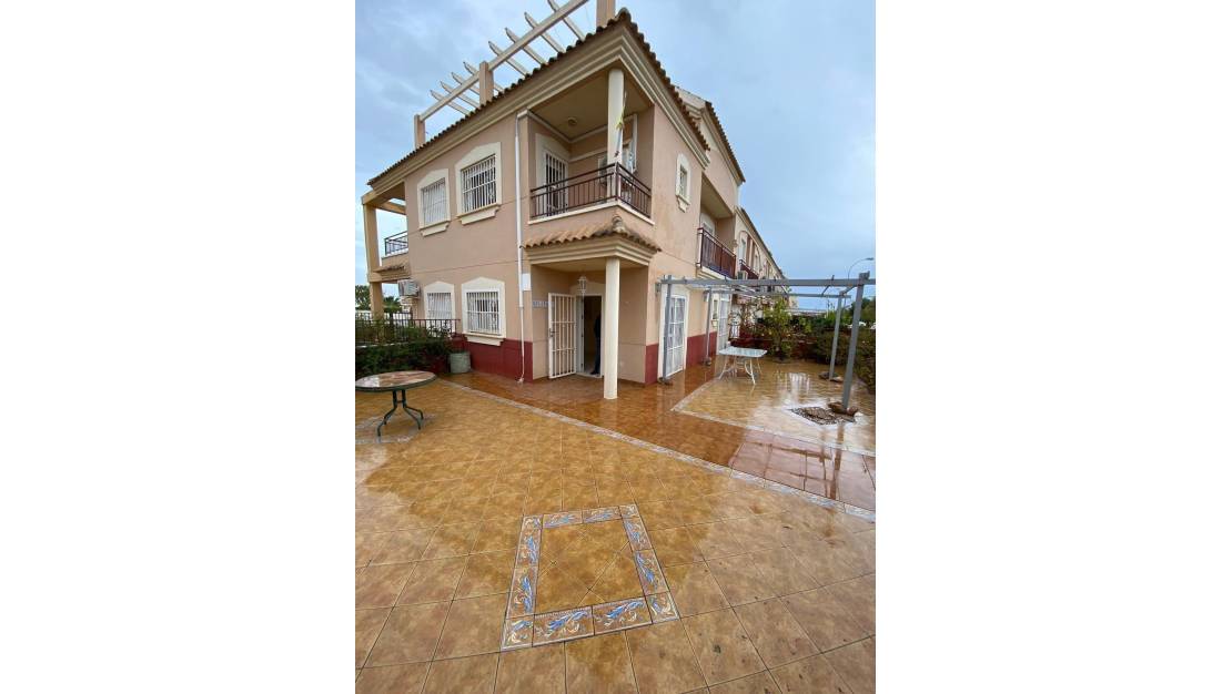 Sale - Villa - Torrevieja - Torreblanca