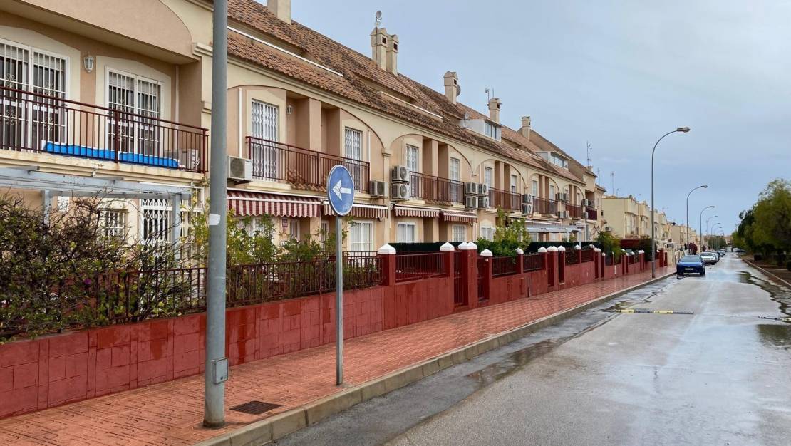 Sale - Villa - Torrevieja - Torreblanca