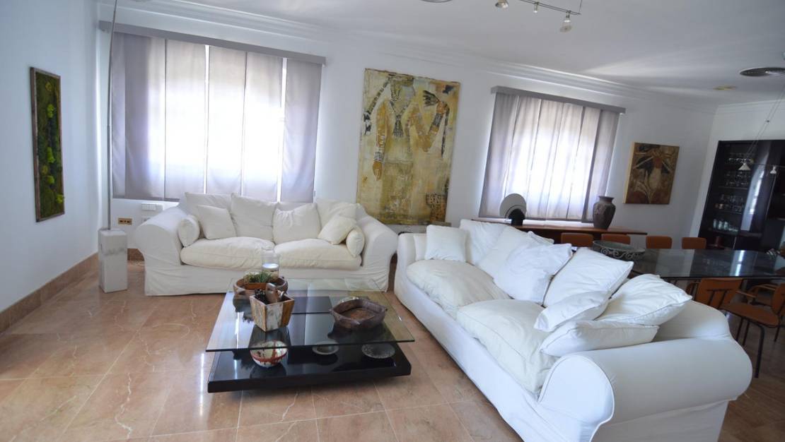 Sale - Villa - Torrevieja - Torrevieja Centro