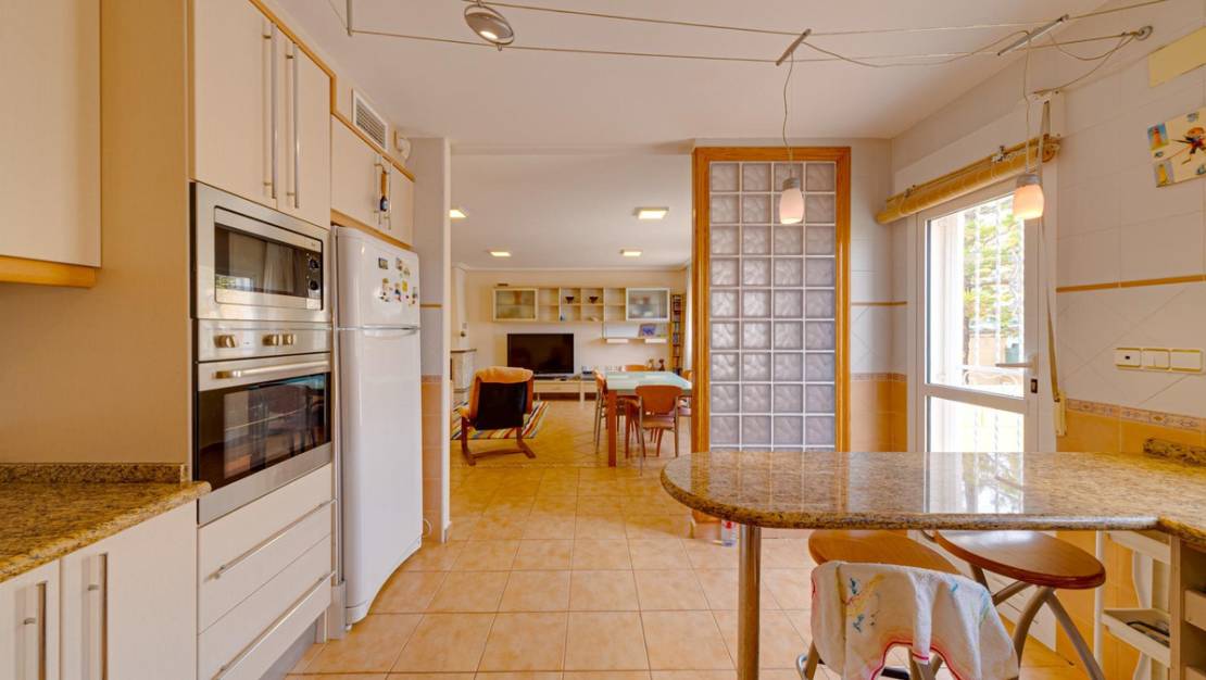 Sale - Villa - Torrevieja - Torrevieja Centro