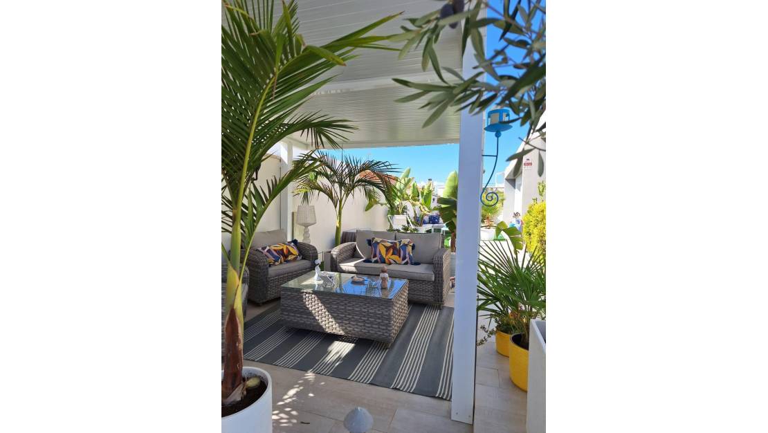 Sale - Villa - Torrevieja - Torrevieja Centro