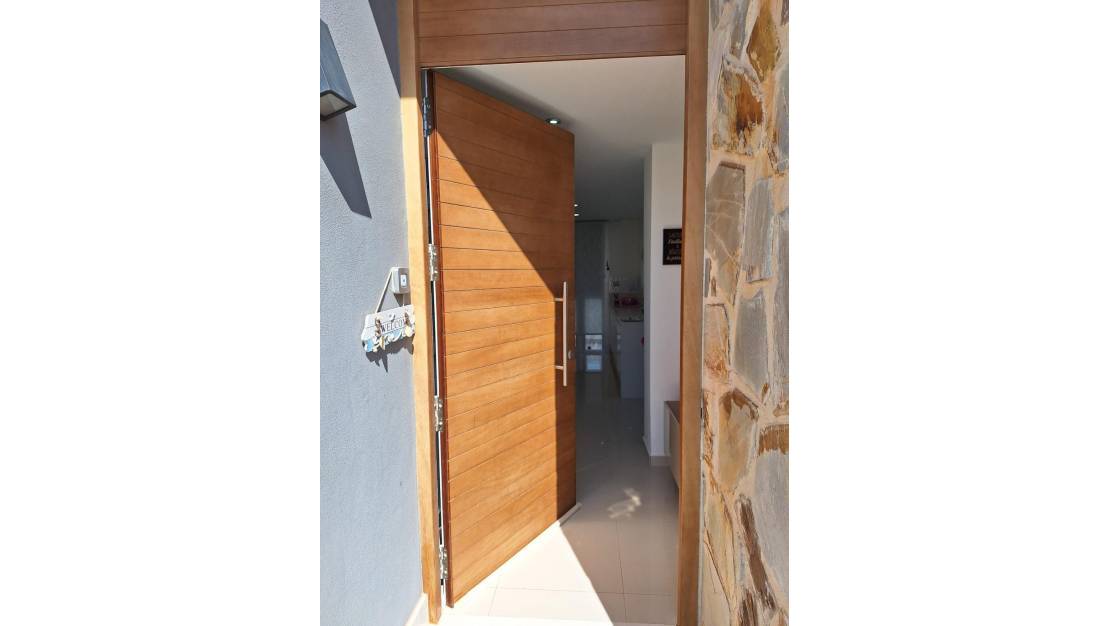 Sale - Villa - Torrevieja - Torrevieja Centro