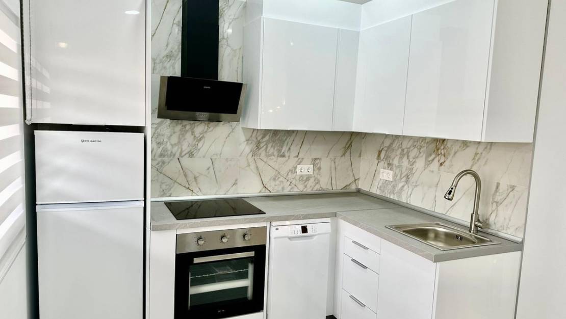 Sale - Villa - Torrevieja - Torrevieja Centro