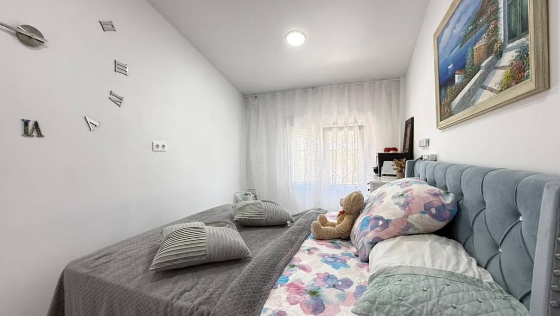 Sale - Villa - Torrevieja - Torrevieja Centro