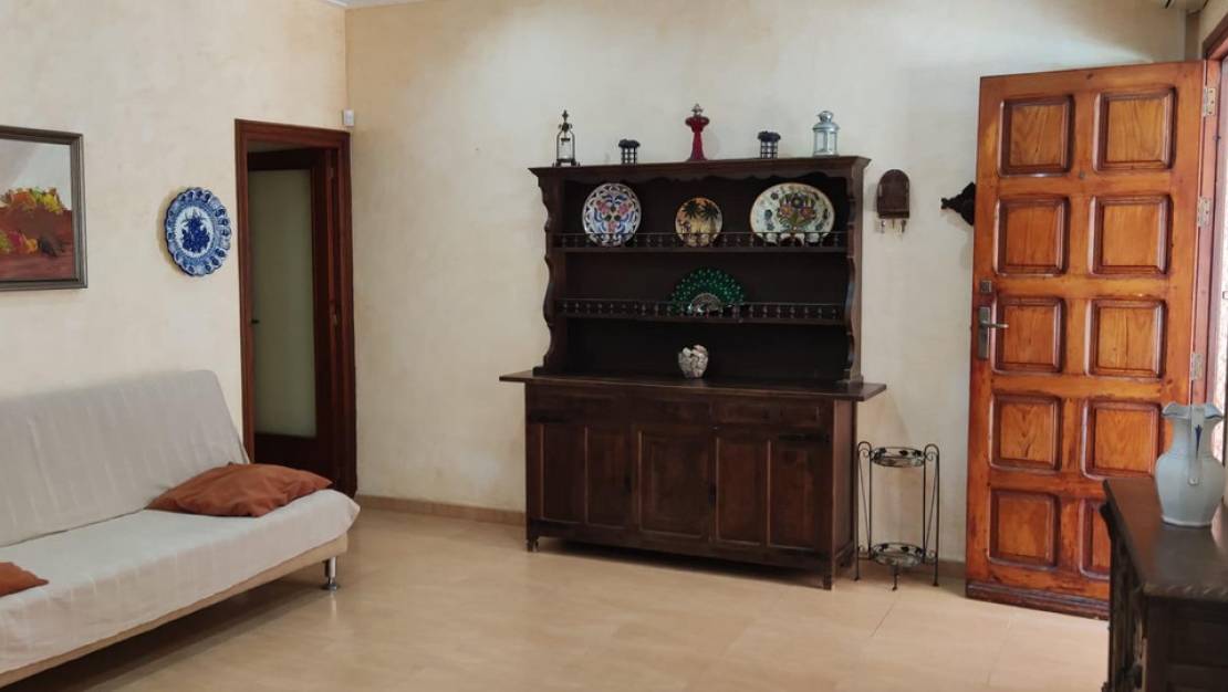 Sale - Villa - Torrevieja - Torrevieja Centro