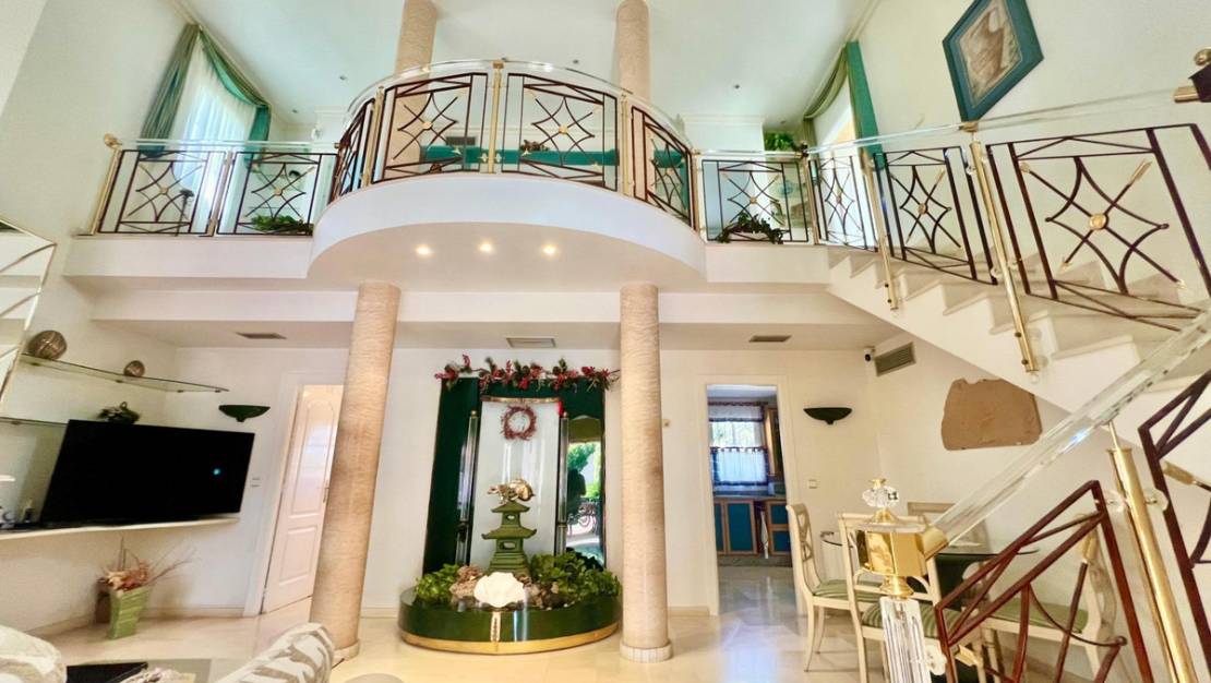 Sale - Villa - Torrevieja - Torrevieja Centro