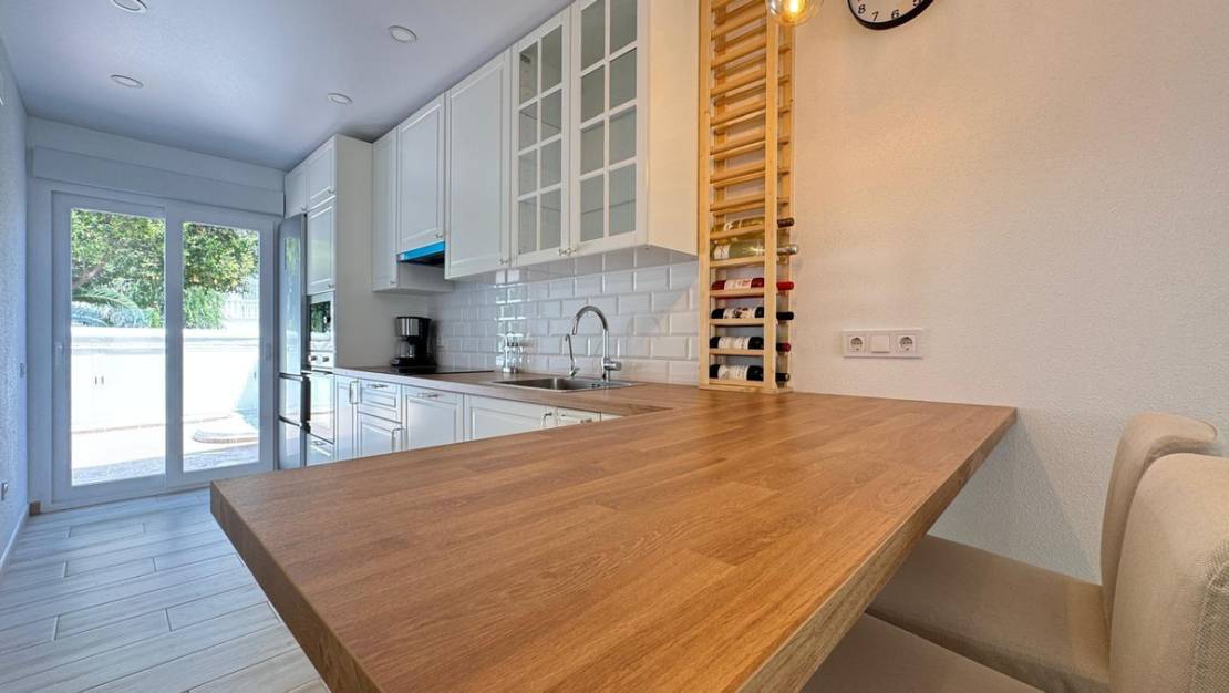 Sale - Villa - Torrevieja - Torrevieja Centro